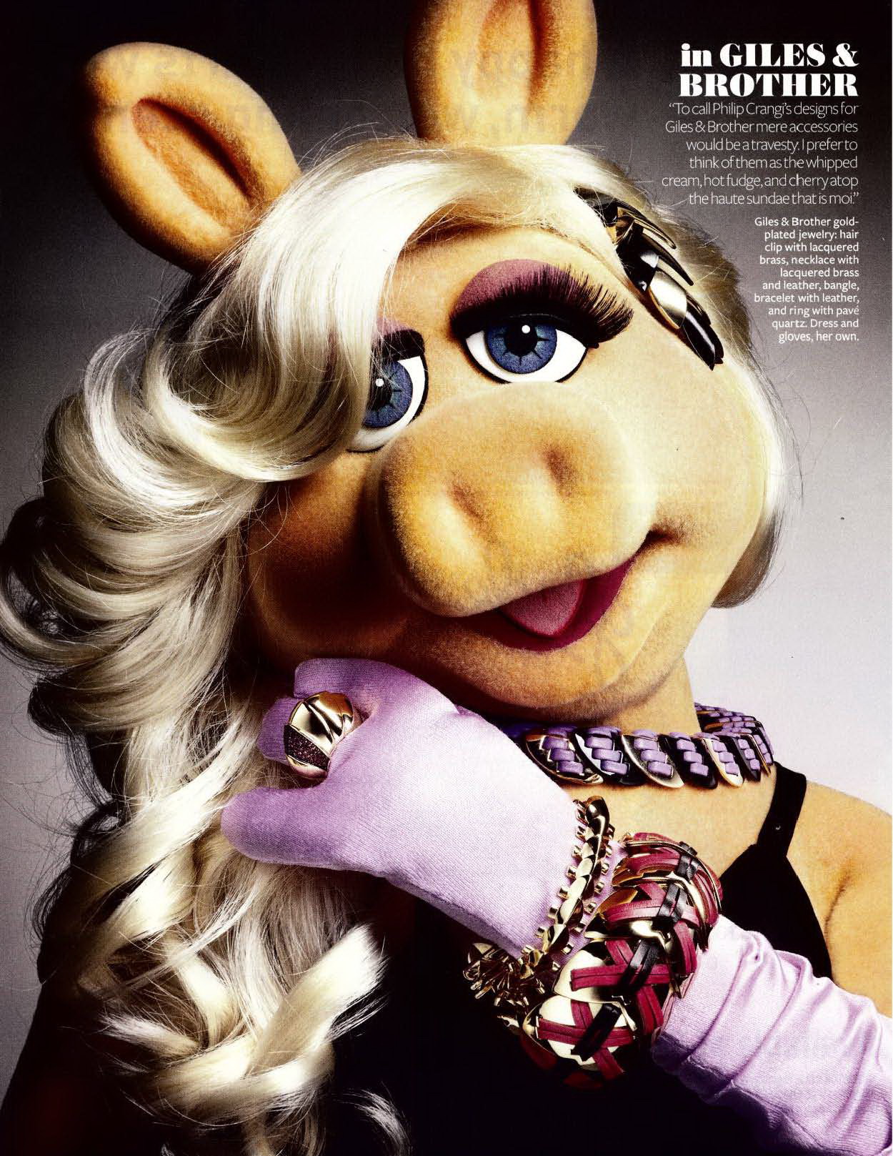 Miss Piggy Lands A Spread In “InStyle”