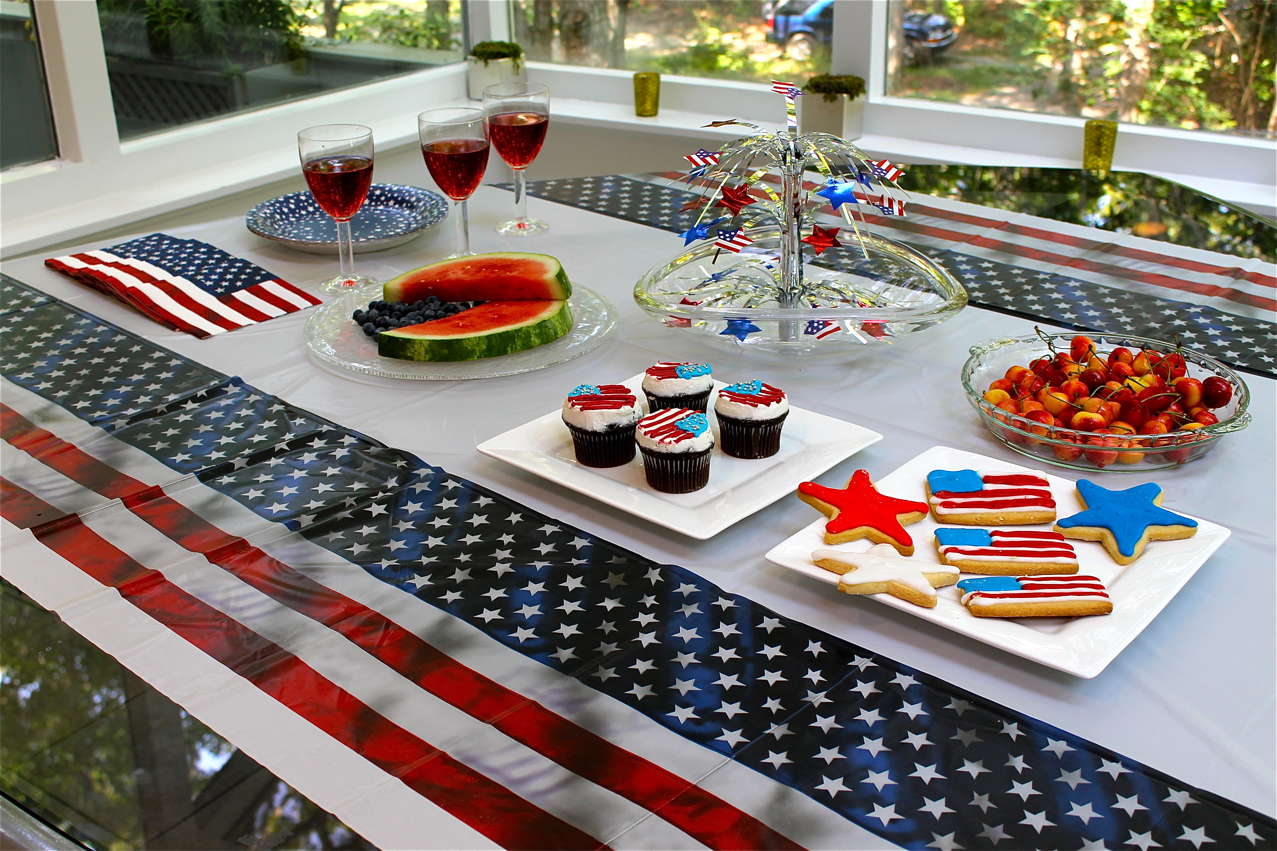 Sydney’s Fourth of July Dessert Table